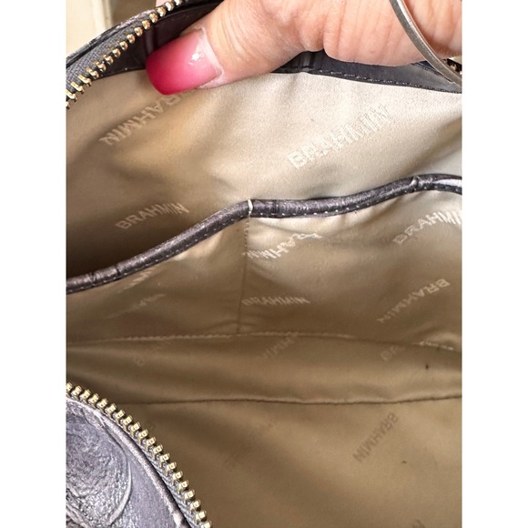 Brahmin Grey Croc Embossed Leather Shoulder Bag Gold Chain‎ Tassel Accent - Picture 12 of 16